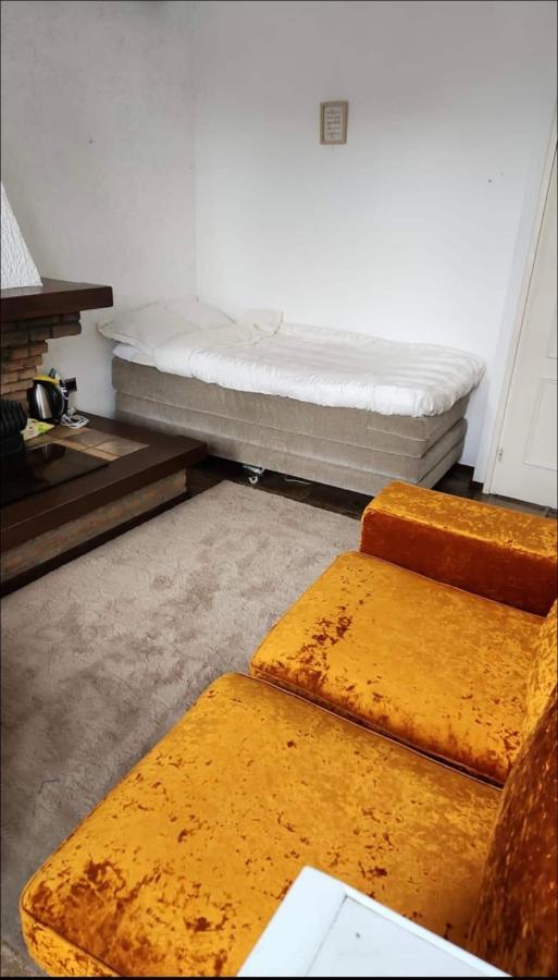 Private Room In The Centre Of تيلبورغ المظهر الخارجي الصورة