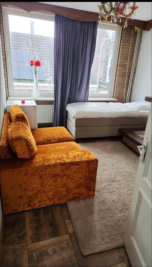 Private Room In The Centre Of تيلبورغ المظهر الخارجي الصورة