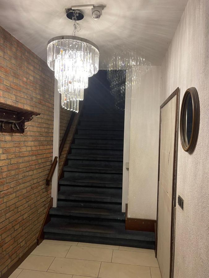 Private Room In The Centre Of تيلبورغ المظهر الخارجي الصورة